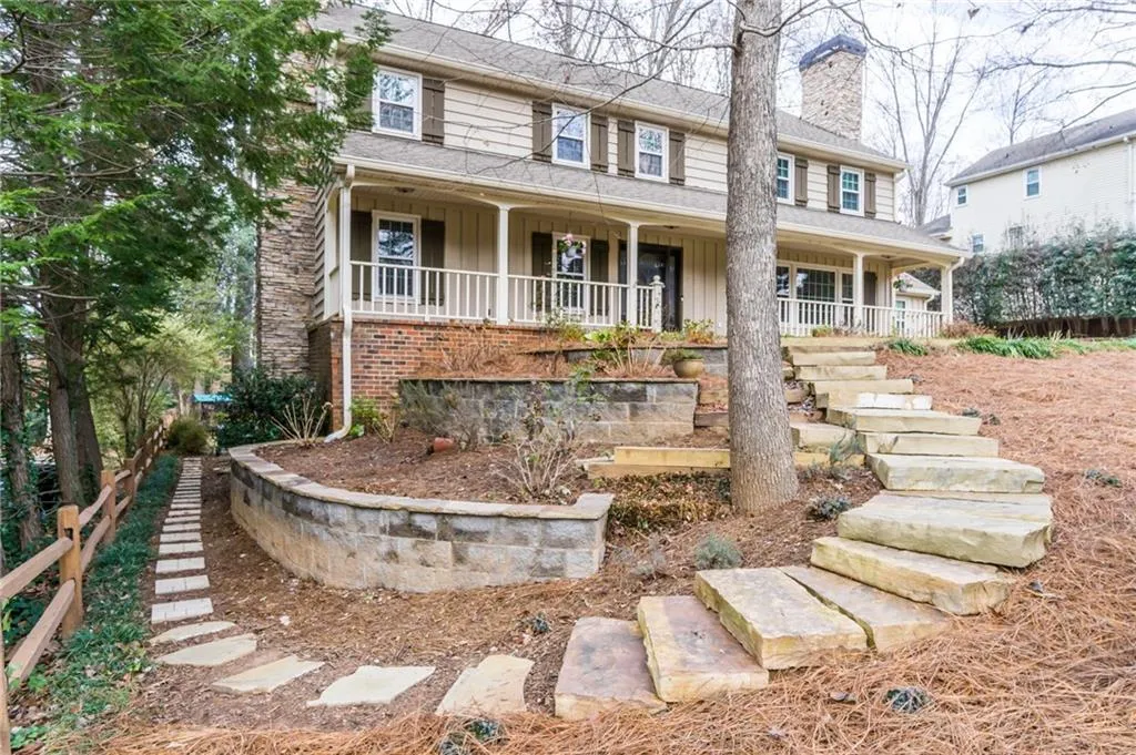 7500 Princeton Trace, Sandy Springs, Georgia 30328, 5 Bedrooms Bedrooms, ,3 BathroomsBathrooms,Residential,Sold,7500 Princeton Trace,6978481