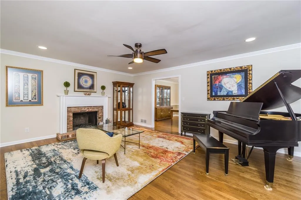 7500 Princeton Trace, Sandy Springs, Georgia 30328, 5 Bedrooms Bedrooms, ,3 BathroomsBathrooms,Residential,Sold,7500 Princeton Trace,6978481