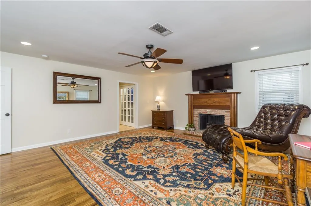 7500 Princeton Trace, Sandy Springs, Georgia 30328, 5 Bedrooms Bedrooms, ,3 BathroomsBathrooms,Residential,Sold,7500 Princeton Trace,6978481