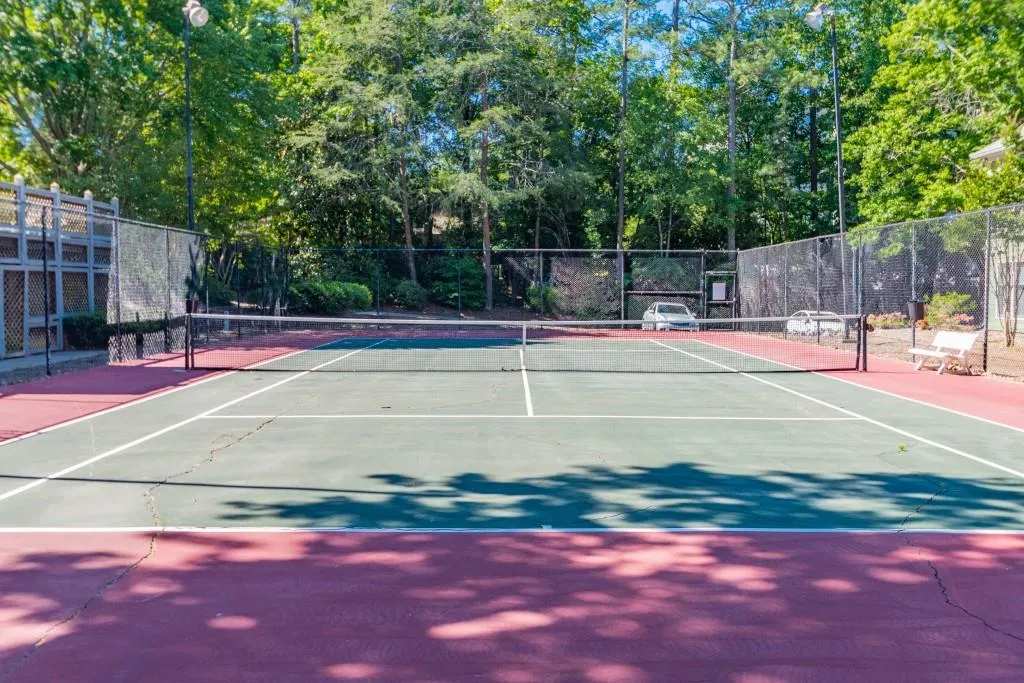 101 Abingdon Way Unit 101, Sandy Springs, Georgia 30328, 1 Bedroom Bedrooms, ,1 BathroomBathrooms,Residential,Sold,101 Abingdon Way Unit 101,5846836