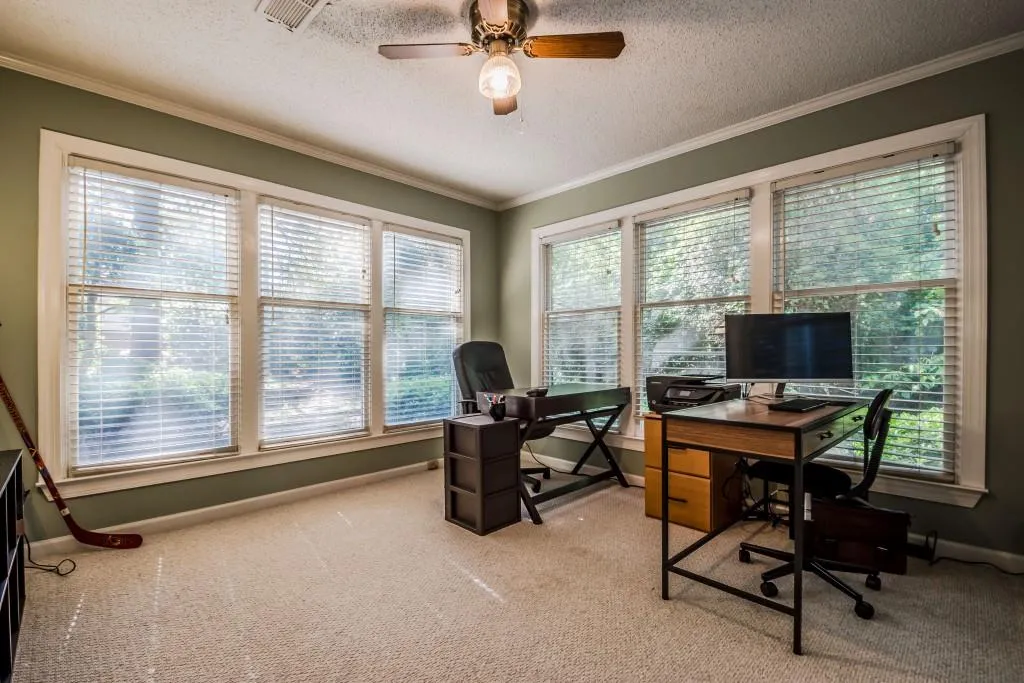 101 Abingdon Way Unit 101, Sandy Springs, Georgia 30328, 1 Bedroom Bedrooms, ,1 BathroomBathrooms,Residential,Sold,101 Abingdon Way Unit 101,5846836