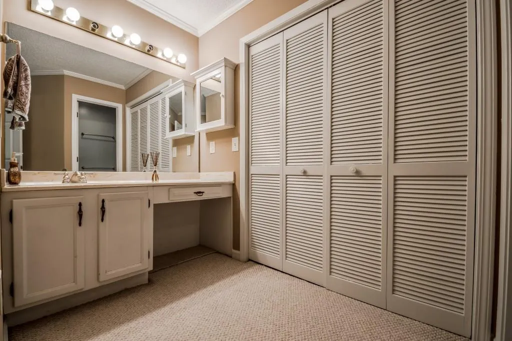 101 Abingdon Way Unit 101, Sandy Springs, Georgia 30328, 1 Bedroom Bedrooms, ,1 BathroomBathrooms,Residential,Sold,101 Abingdon Way Unit 101,5846836