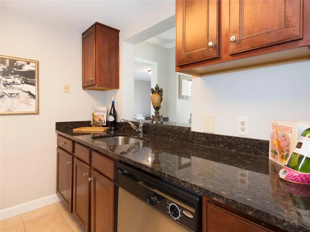 1280 West Peachtree Street Ne Unit 1503, Atlanta, Georgia 30309, 1 Bedroom Bedrooms, ,1 BathroomBathrooms,Residential,Sold,1280 West Peachtree Street Ne Unit 1503,5810434