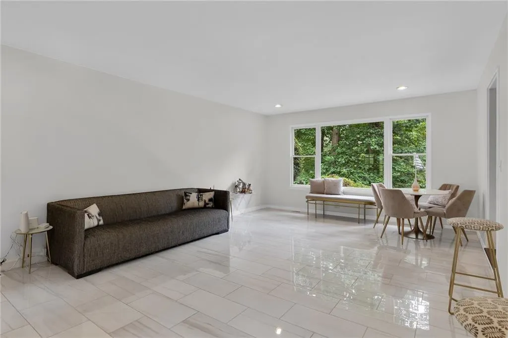 2660 Spalding Drive, Atlanta, Georgia 30350, 4 Bedrooms Bedrooms, ,3 BathroomsBathrooms,Residential,For Sale,2660 Spalding Drive,7710195