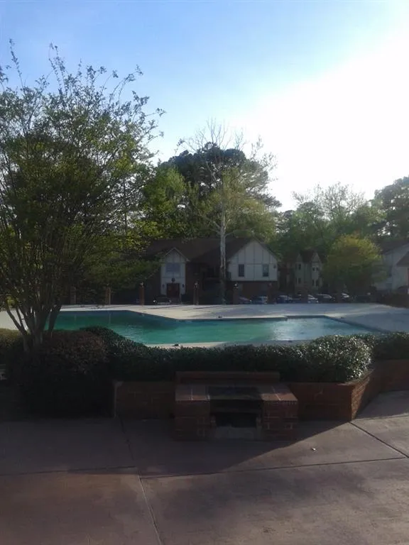 6851 Roswell Road Unit A18, Atlanta, Georgia 30328, 2 Bedrooms Bedrooms, ,2 BathroomsBathrooms,Residential,Sold,6851 Roswell Road Unit A18,5547438