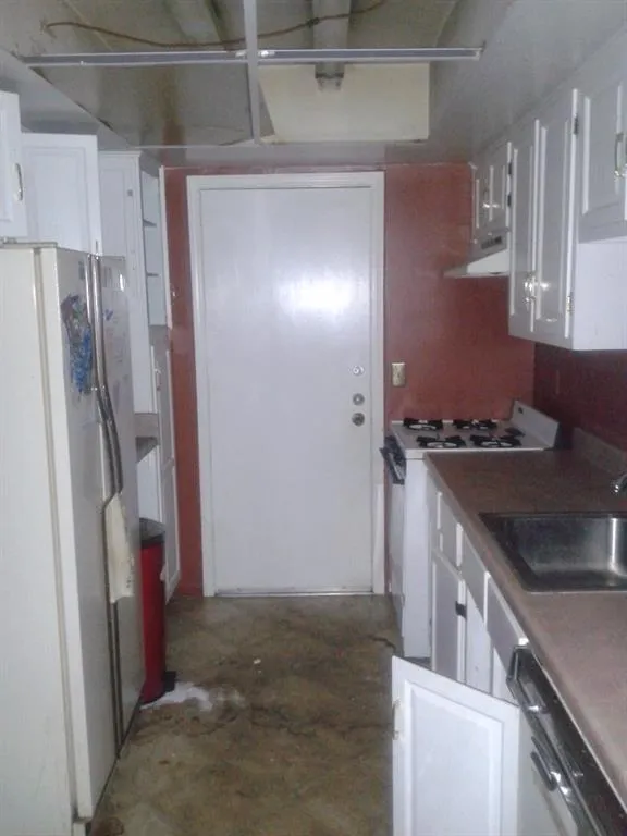 6851 Roswell Road Unit A18, Atlanta, Georgia 30328, 2 Bedrooms Bedrooms, ,2 BathroomsBathrooms,Residential,Sold,6851 Roswell Road Unit A18,5547438