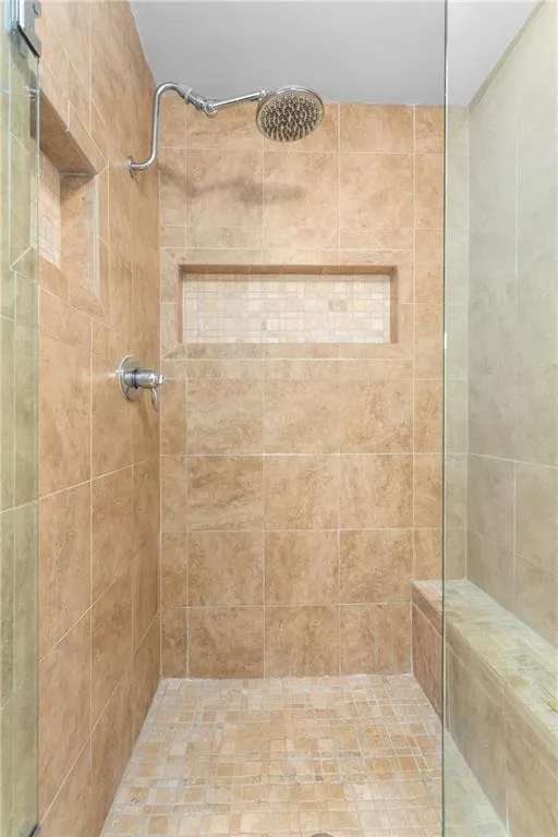 1905 Monticello Court, Sandy Springs, Georgia 30350, 5 Bedrooms Bedrooms, ,4 BathroomsBathrooms,Residential,Sold,1905 Monticello Court,6778738