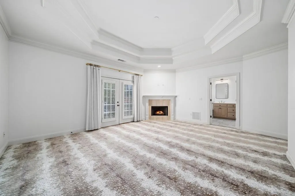 5492 Glenridge Drive Unit 544, Sandy Springs, Georgia 30342, 4 Bedrooms Bedrooms, 0 ,3 BathroomsBathrooms,Residential,For Sale,5492 Glenridge Drive Unit 544,7841604