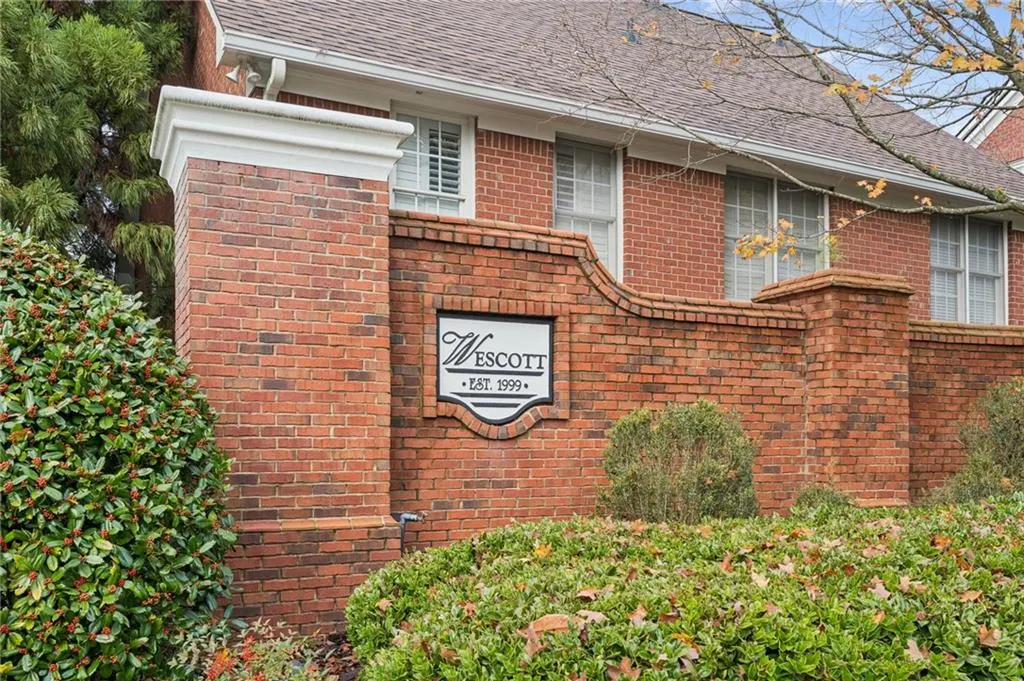 992 Wescott Lane, Atlanta, Georgia 30319, 4 Bedrooms Bedrooms, ,3 BathroomsBathrooms,Residential,For Sale,992 Wescott Lane,7677301