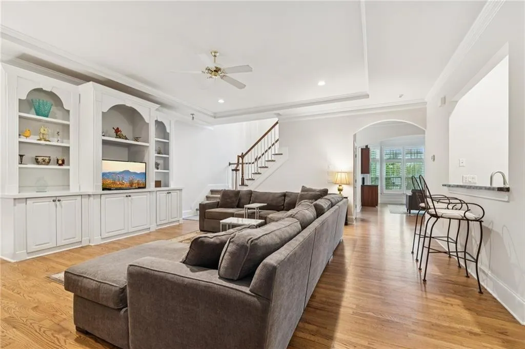 992 Wescott Lane, Atlanta, Georgia 30319, 4 Bedrooms Bedrooms, ,3 BathroomsBathrooms,Residential,For Sale,992 Wescott Lane,7677301