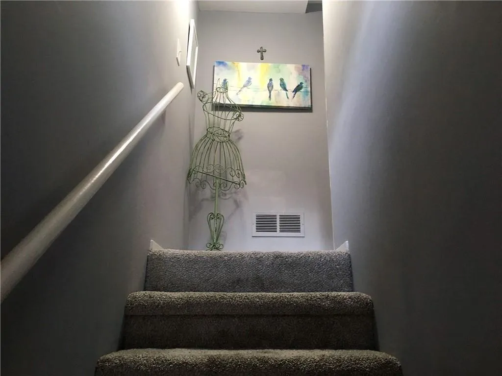 6810 Glenridge Drive Unit 6810d, Atlanta, Georgia 30328, 1 Bedroom Bedrooms, ,1 BathroomBathrooms,Residential,Sold,6810 Glenridge Drive Unit 6810d,6750241