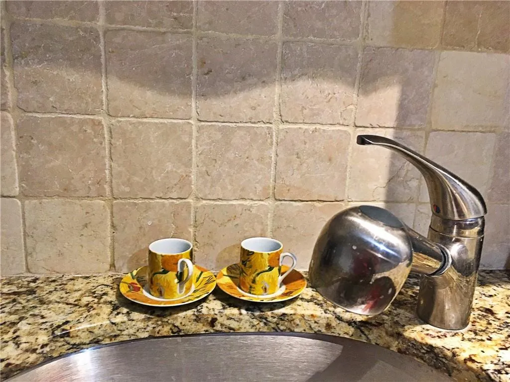 6810 Glenridge Drive Unit 6810d, Atlanta, Georgia 30328, 1 Bedroom Bedrooms, ,1 BathroomBathrooms,Residential,Sold,6810 Glenridge Drive Unit 6810d,6750241