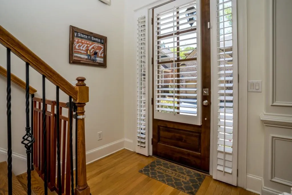 226 Mount Vernon Cove, Atlanta, Georgia 30328, 4 Bedrooms Bedrooms, ,4 BathroomsBathrooms,Residential,Sold,226 Mount Vernon Cove,7205782