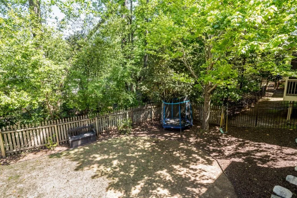 226 Mount Vernon Cove, Atlanta, Georgia 30328, 4 Bedrooms Bedrooms, ,4 BathroomsBathrooms,Residential,Sold,226 Mount Vernon Cove,7205782