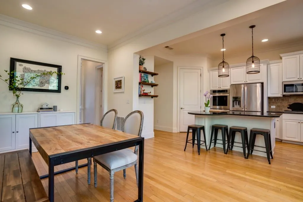 226 Mount Vernon Cove, Atlanta, Georgia 30328, 4 Bedrooms Bedrooms, ,4 BathroomsBathrooms,Residential,Sold,226 Mount Vernon Cove,7205782