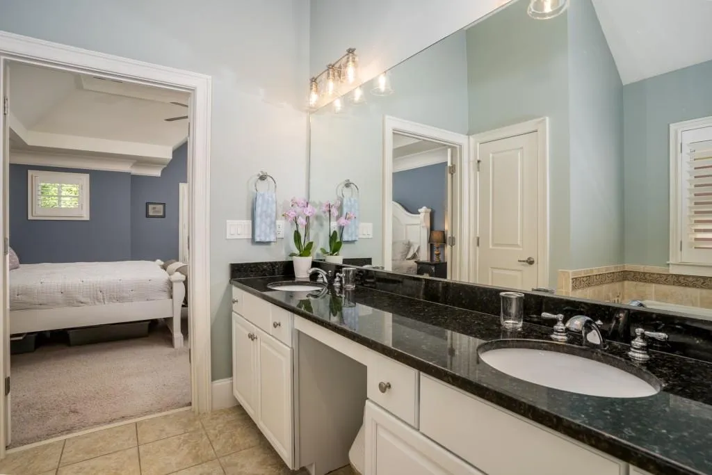 226 Mount Vernon Cove, Atlanta, Georgia 30328, 4 Bedrooms Bedrooms, ,4 BathroomsBathrooms,Residential,Sold,226 Mount Vernon Cove,7205782