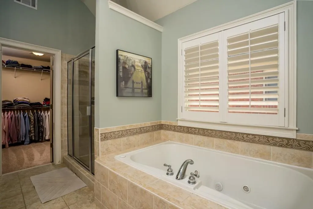 226 Mount Vernon Cove, Atlanta, Georgia 30328, 4 Bedrooms Bedrooms, ,4 BathroomsBathrooms,Residential,Sold,226 Mount Vernon Cove,7205782