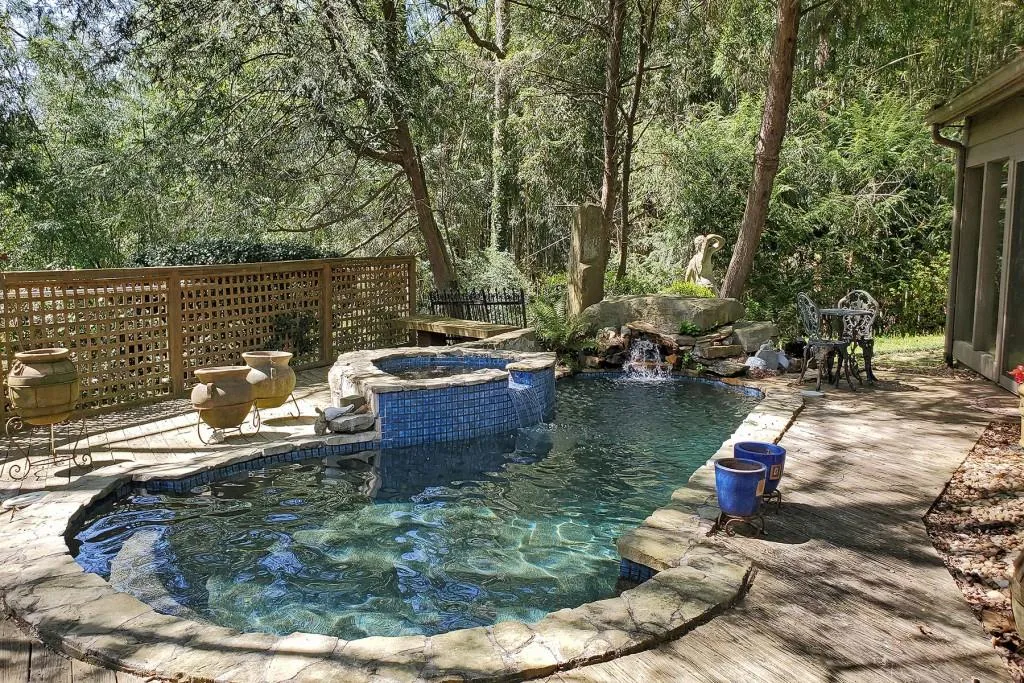 4936 Powers Ferry Road, Atlanta, Georgia 30327, 3 Bedrooms Bedrooms, ,3 BathroomsBathrooms,Residential,Sold,4936 Powers Ferry Road,6862418