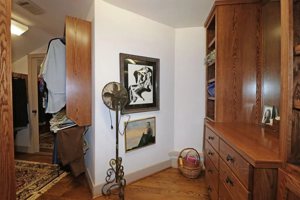 4936 Powers Ferry Road, Atlanta, Georgia 30327, 3 Bedrooms Bedrooms, ,3 BathroomsBathrooms,Residential,Sold,4936 Powers Ferry Road,6862418