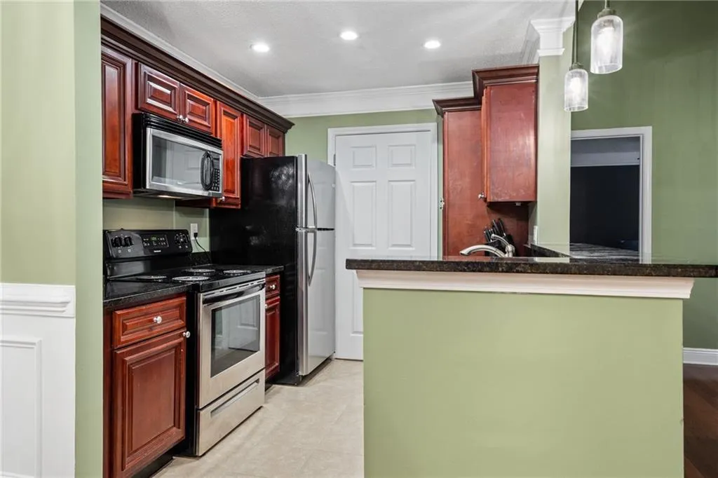 3306 Santa Fe Parkway, Sandy Springs, Georgia 30350, 2 Bedrooms Bedrooms, ,2 BathroomsBathrooms,Residential,Sold,3306 Santa Fe Parkway,7261908