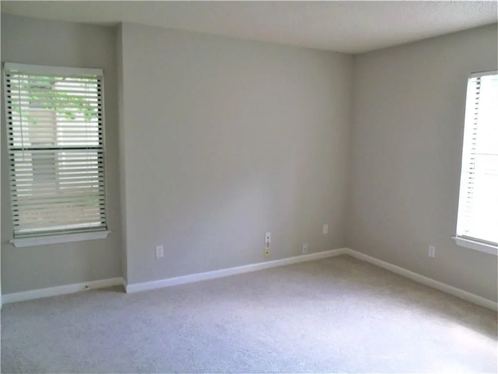 1209 Old Hammond Chase, Atlanta, Georgia 30350, 3 Bedrooms Bedrooms, ,2 BathroomsBathrooms,Residential,Sold,1209 Old Hammond Chase,5875325