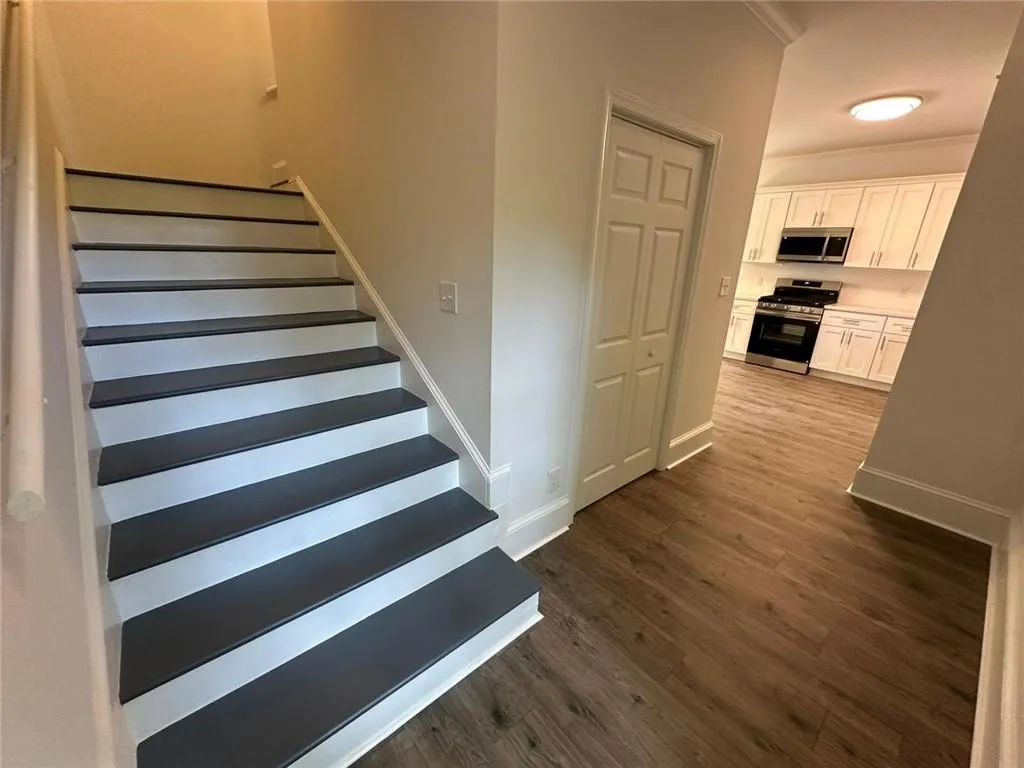 2417 Perry Boulevard Nw Unit 1, Atlanta, Georgia 30318, 4 Bedrooms Bedrooms, ,3 BathroomsBathrooms,Residential,For Sale,2417 Perry Boulevard Nw Unit 1,7646821