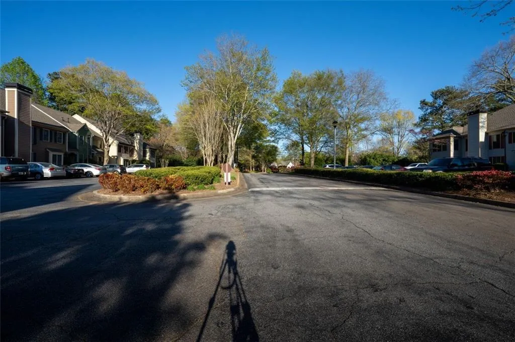 212 Abingdon Way, Atlanta, Georgia 30328, 1 Bedroom Bedrooms, ,1 BathroomBathrooms,Residential,Sold,212 Abingdon Way,7036452