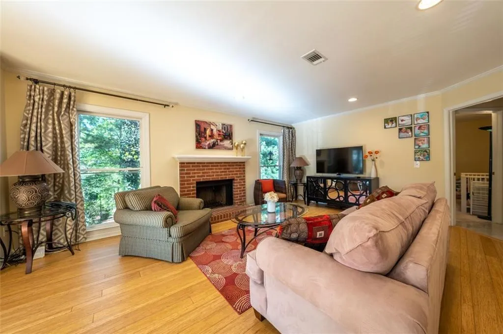 212 Abingdon Way, Atlanta, Georgia 30328, 1 Bedroom Bedrooms, ,1 BathroomBathrooms,Residential,Sold,212 Abingdon Way,7036452