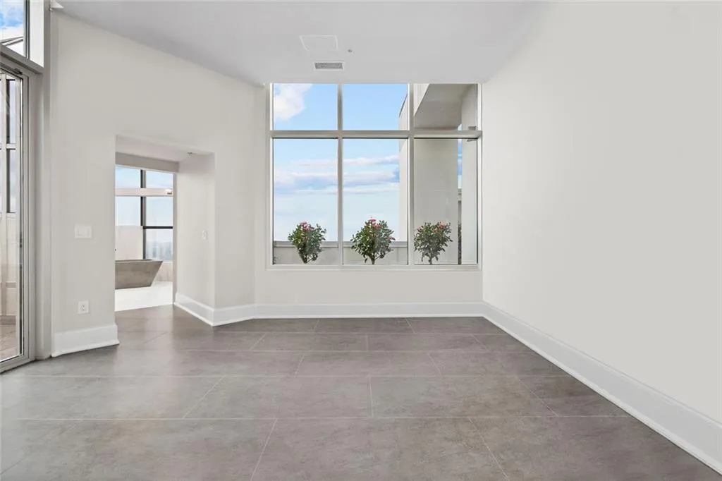 2828 Peachtree Road Nw Unit P 3300, Atlanta, Georgia 30305, 2 Bedrooms Bedrooms, 0 ,2 BathroomsBathrooms,Residential,For Sale,2828 Peachtree Road Nw Unit P 3300,7595787