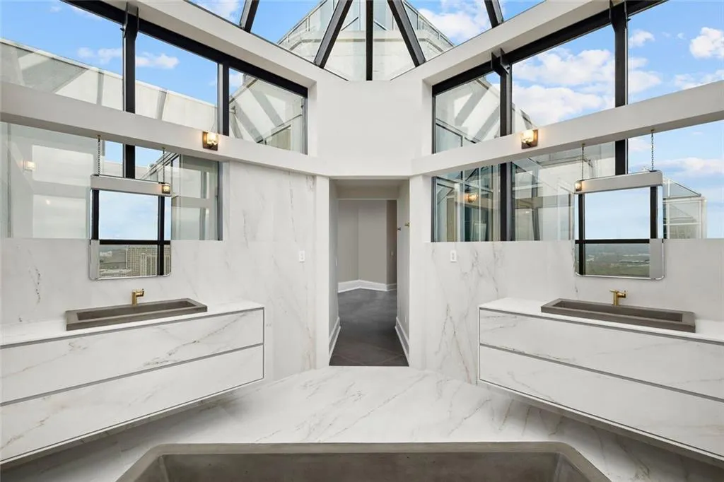 Secondary Bath