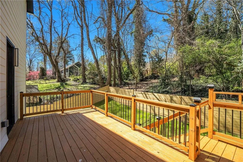 608 S Evelyn Place Nw, Atlanta, Georgia 30318, 3 Bedrooms Bedrooms, ,3 BathroomsBathrooms,Residential,For Sale,608 S Evelyn Place Nw,7564726