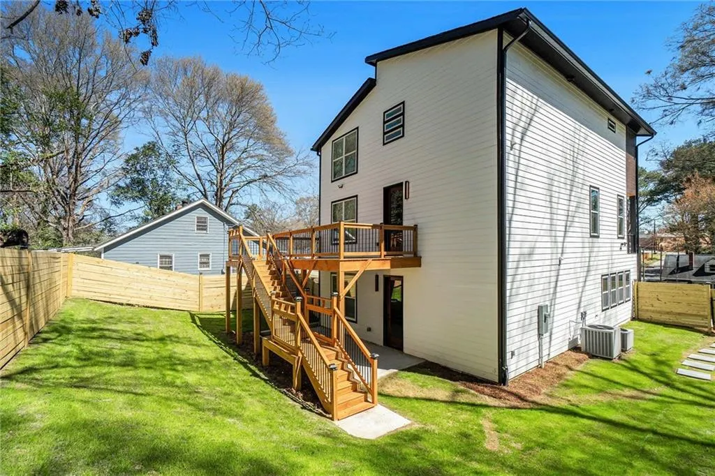 608 S Evelyn Place Nw, Atlanta, Georgia 30318, 3 Bedrooms Bedrooms, ,3 BathroomsBathrooms,Residential,For Sale,608 S Evelyn Place Nw,7564726