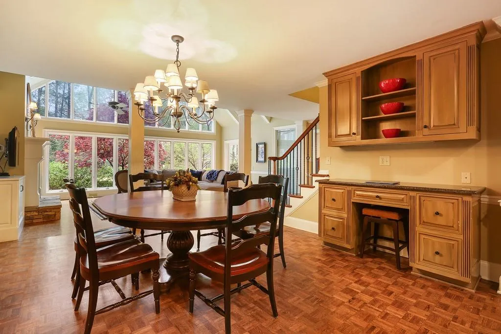 535 River Chase Point Nw, Atlanta, Georgia 30328, 6 Bedrooms Bedrooms, ,5 BathroomsBathrooms,Residential,Sold,535 River Chase Point Nw,6535003