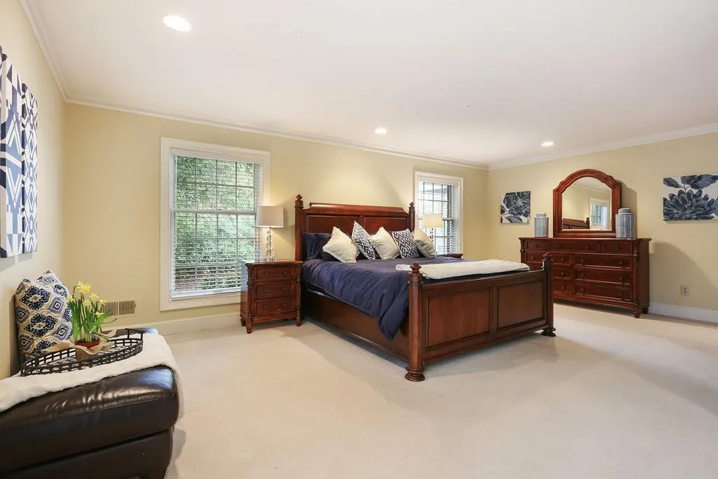 535 River Chase Point Nw, Atlanta, Georgia 30328, 6 Bedrooms Bedrooms, ,5 BathroomsBathrooms,Residential,Sold,535 River Chase Point Nw,6535003