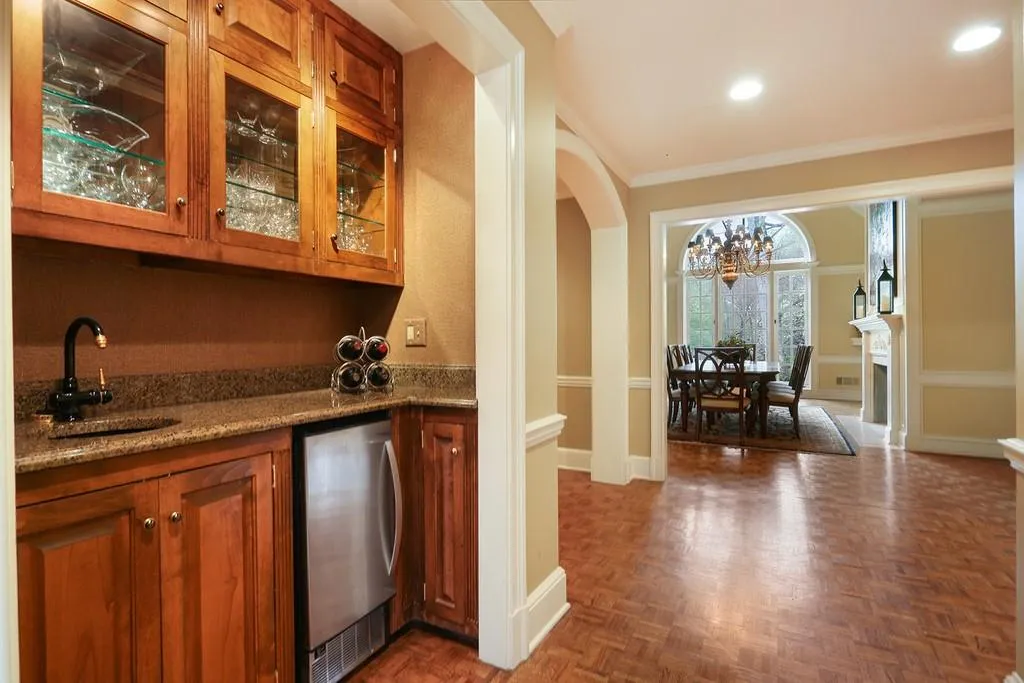 535 River Chase Point Nw, Atlanta, Georgia 30328, 6 Bedrooms Bedrooms, ,5 BathroomsBathrooms,Residential,Sold,535 River Chase Point Nw,6535003