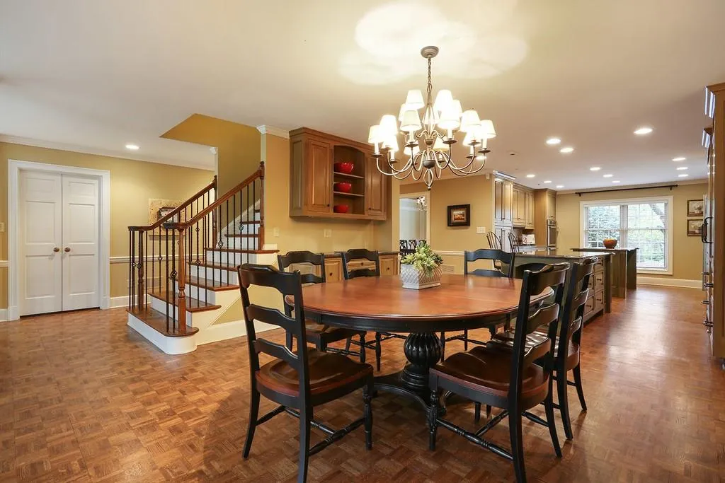 535 River Chase Point Nw, Atlanta, Georgia 30328, 6 Bedrooms Bedrooms, ,5 BathroomsBathrooms,Residential,Sold,535 River Chase Point Nw,6535003