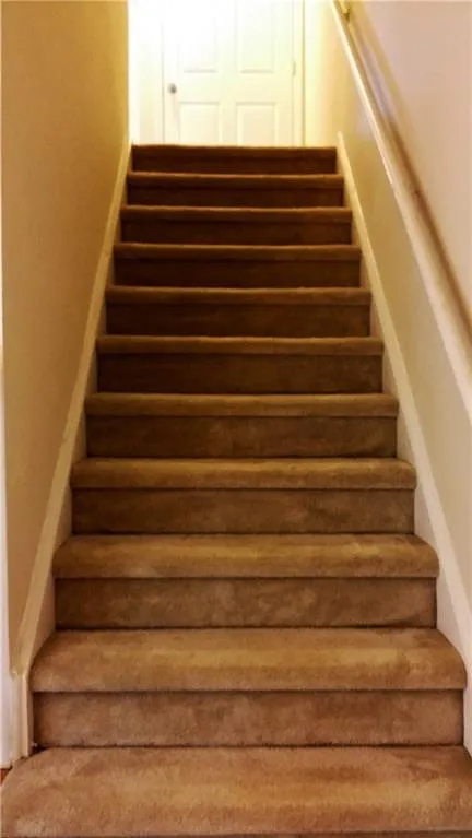 225 Winding River Drive Unit C, Sandy Springs, Georgia 30350, 2 Bedrooms Bedrooms, ,2 BathroomsBathrooms,Residential,Sold,225 Winding River Drive Unit C,5690053