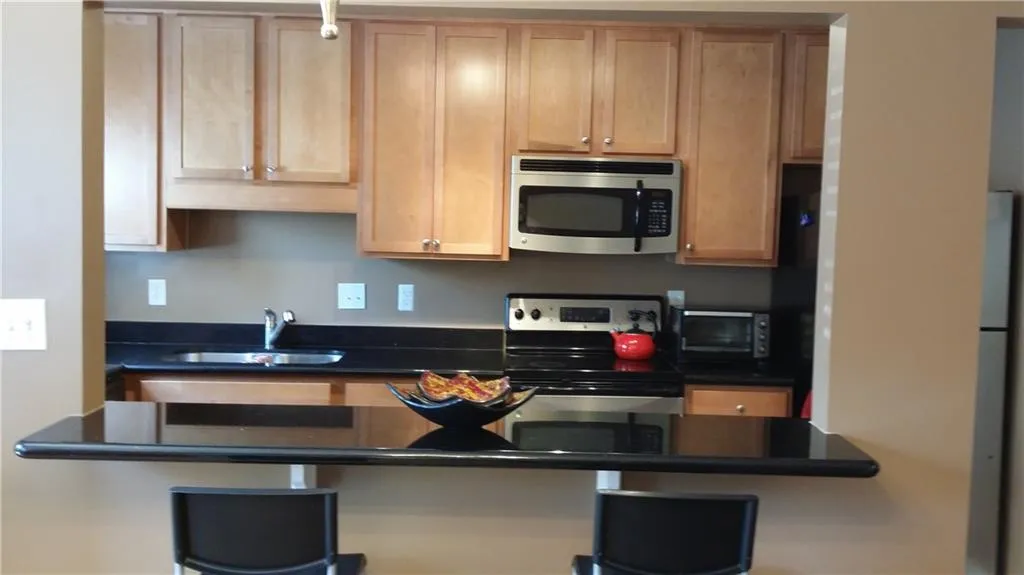 225 Winding River Drive Unit C, Sandy Springs, Georgia 30350, 2 Bedrooms Bedrooms, ,2 BathroomsBathrooms,Residential,Sold,225 Winding River Drive Unit C,5690053