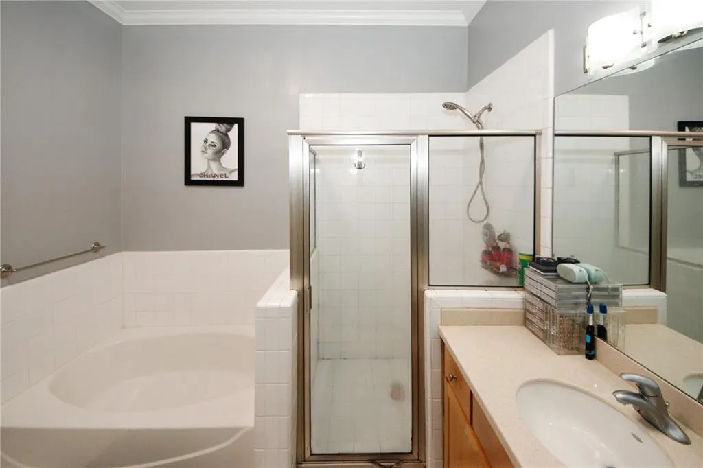 799 Hammond Drive Unit 116, Atlanta, Georgia 30328, 1 Bedroom Bedrooms, ,1 BathroomBathrooms,Residential,For Sale,799 Hammond Drive Unit 116,7704739