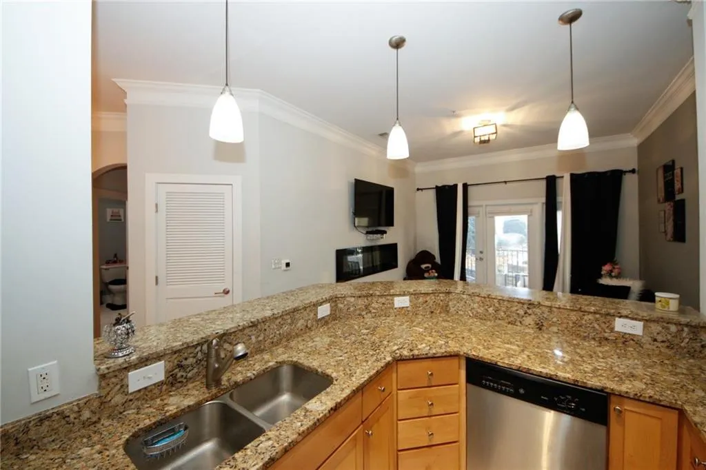 799 Hammond Drive Unit 116, Atlanta, Georgia 30328, 1 Bedroom Bedrooms, ,1 BathroomBathrooms,Residential,For Sale,799 Hammond Drive Unit 116,7704739