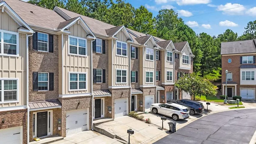 1941 Appaloosa Mill Circle, Buford, Georgia 30519