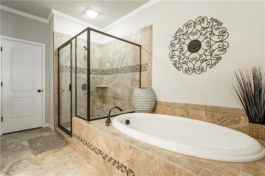 962 Thibideau Court, Sandy Springs, Georgia 30328, 3 Bedrooms Bedrooms, ,3 BathroomsBathrooms,Residential,Sold,962 Thibideau Court,5927195