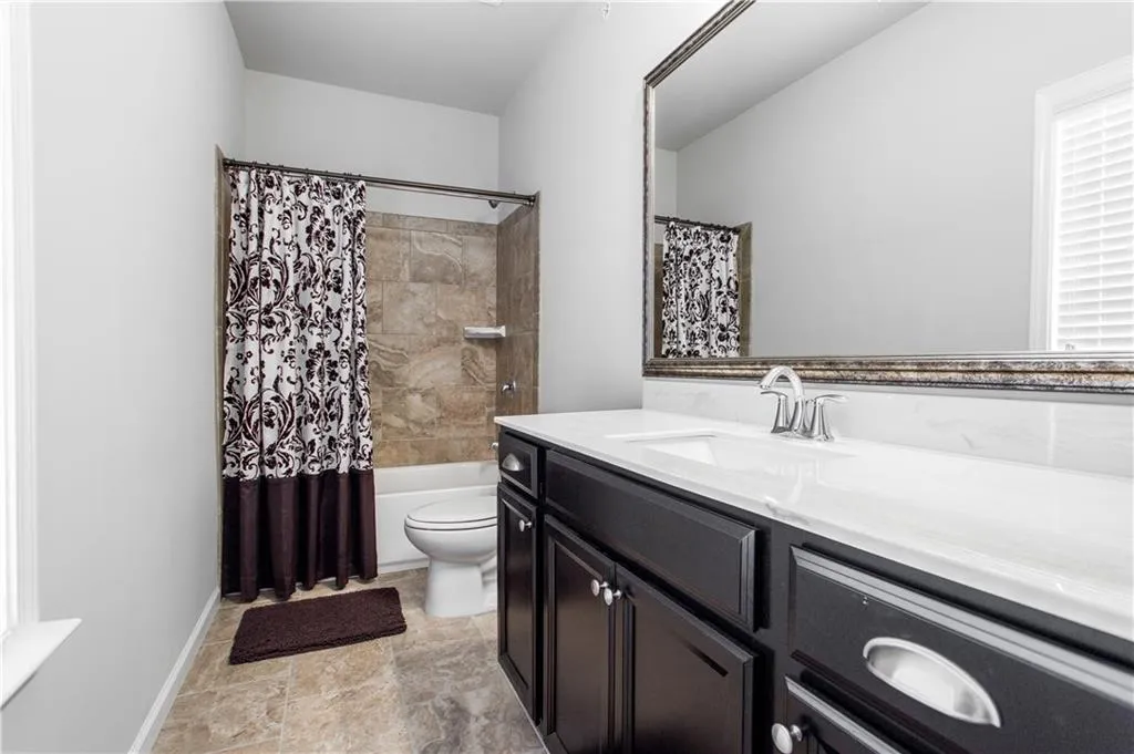 962 Thibideau Court, Sandy Springs, Georgia 30328, 3 Bedrooms Bedrooms, ,3 BathroomsBathrooms,Residential,Sold,962 Thibideau Court,5927195