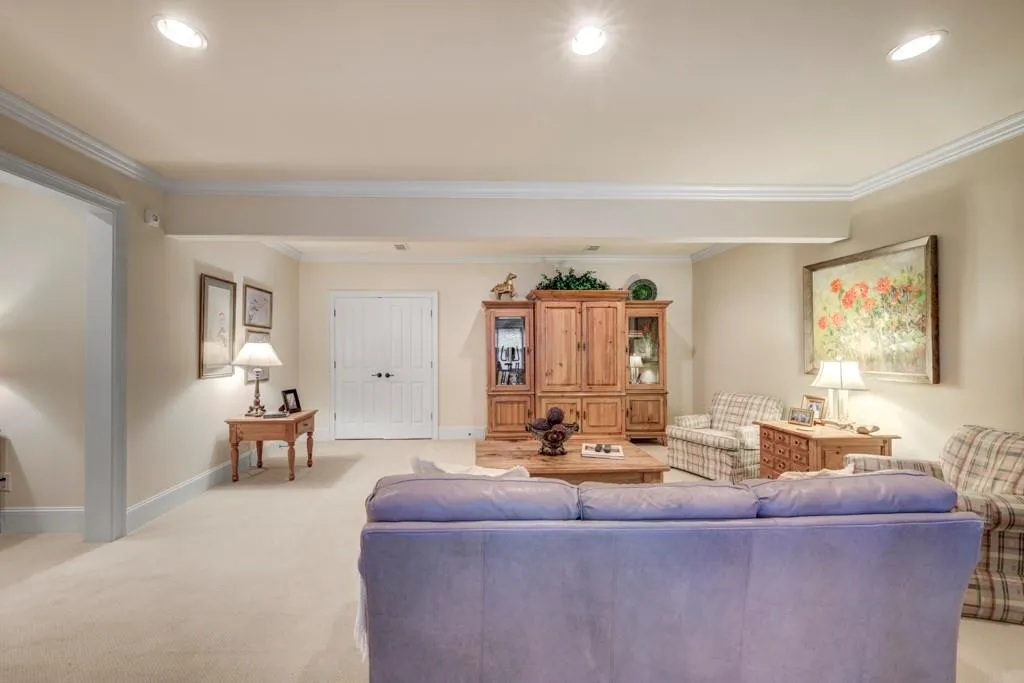 595 Franklin Road, Sandy Springs, Georgia 30342, 5 Bedrooms Bedrooms, ,4 BathroomsBathrooms,Residential,Sold,595 Franklin Road,7075349