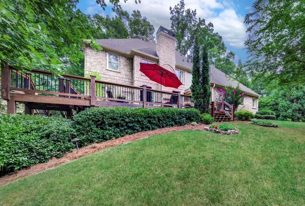 595 Franklin Road, Sandy Springs, Georgia 30342, 5 Bedrooms Bedrooms, ,4 BathroomsBathrooms,Residential,Sold,595 Franklin Road,7075349