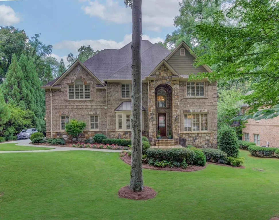 595 Franklin Road, Sandy Springs, Georgia 30342, 5 Bedrooms Bedrooms, ,4 BathroomsBathrooms,Residential,Sold,595 Franklin Road,7075349