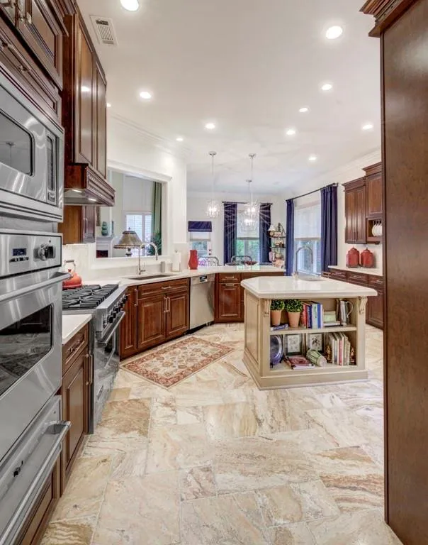 595 Franklin Road, Sandy Springs, Georgia 30342, 5 Bedrooms Bedrooms, ,4 BathroomsBathrooms,Residential,Sold,595 Franklin Road,7075349