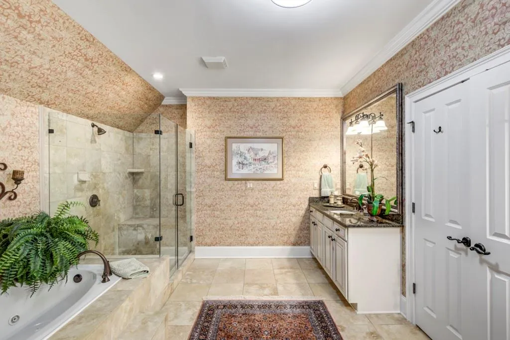 595 Franklin Road, Sandy Springs, Georgia 30342, 5 Bedrooms Bedrooms, ,4 BathroomsBathrooms,Residential,Sold,595 Franklin Road,7075349