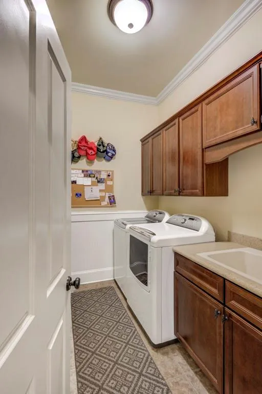 595 Franklin Road, Sandy Springs, Georgia 30342, 5 Bedrooms Bedrooms, ,4 BathroomsBathrooms,Residential,Sold,595 Franklin Road,7075349