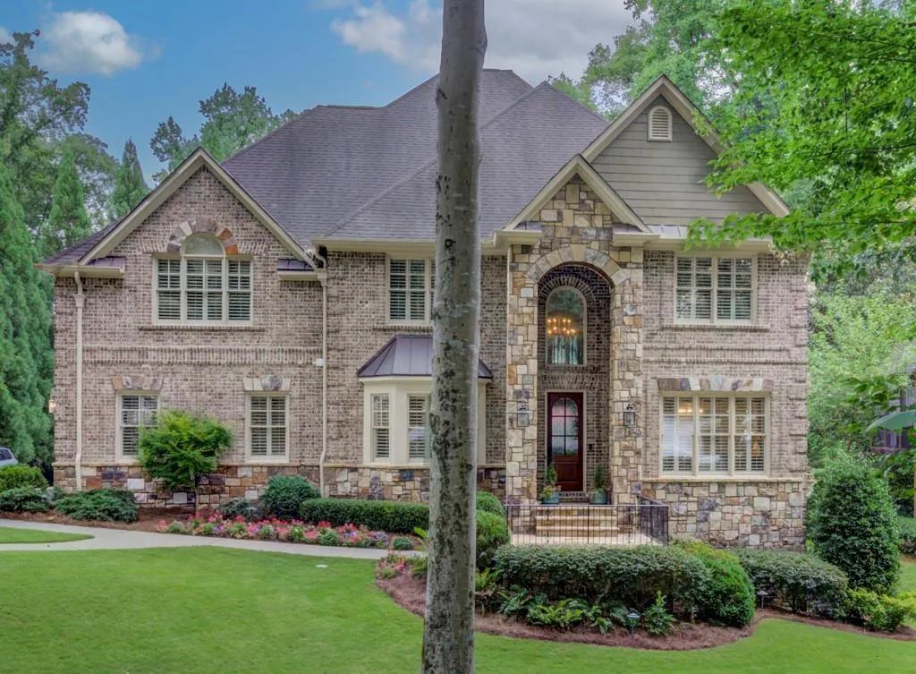 595 Franklin Road, Sandy Springs, Georgia 30342, 5 Bedrooms Bedrooms, ,4 BathroomsBathrooms,Residential,Sold,595 Franklin Road,7075349